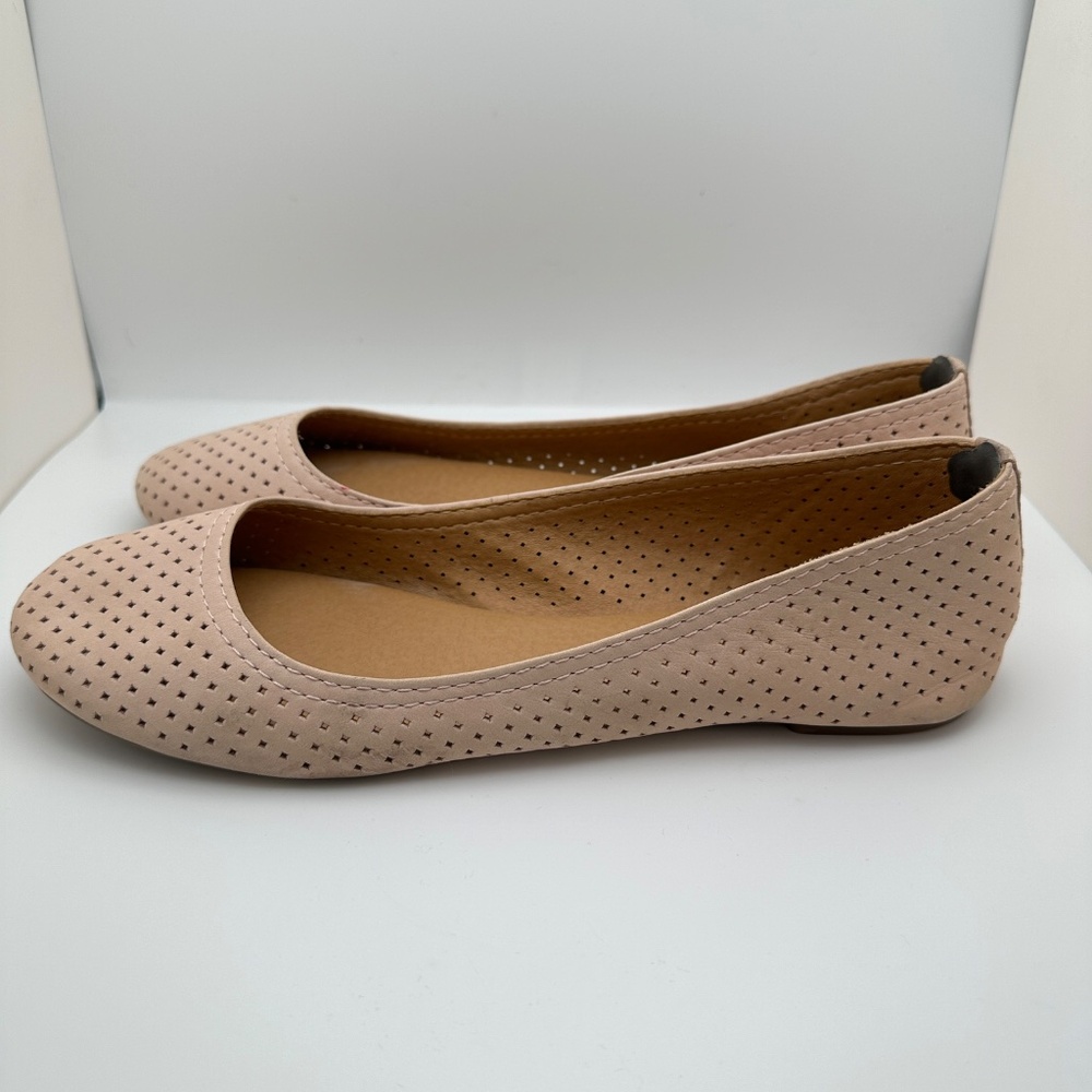 Lucky Brand Tan suede Flats size 9.5 - Picture 3 of 9
